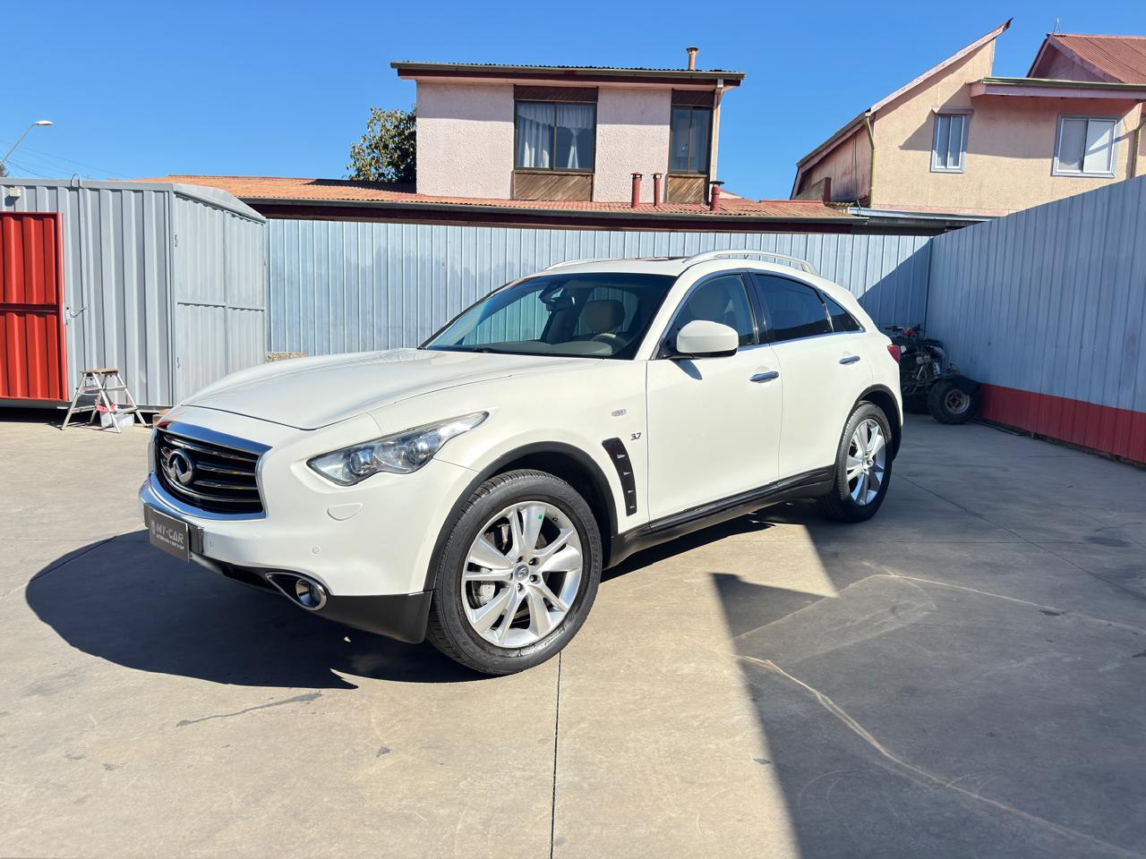 INFINITI