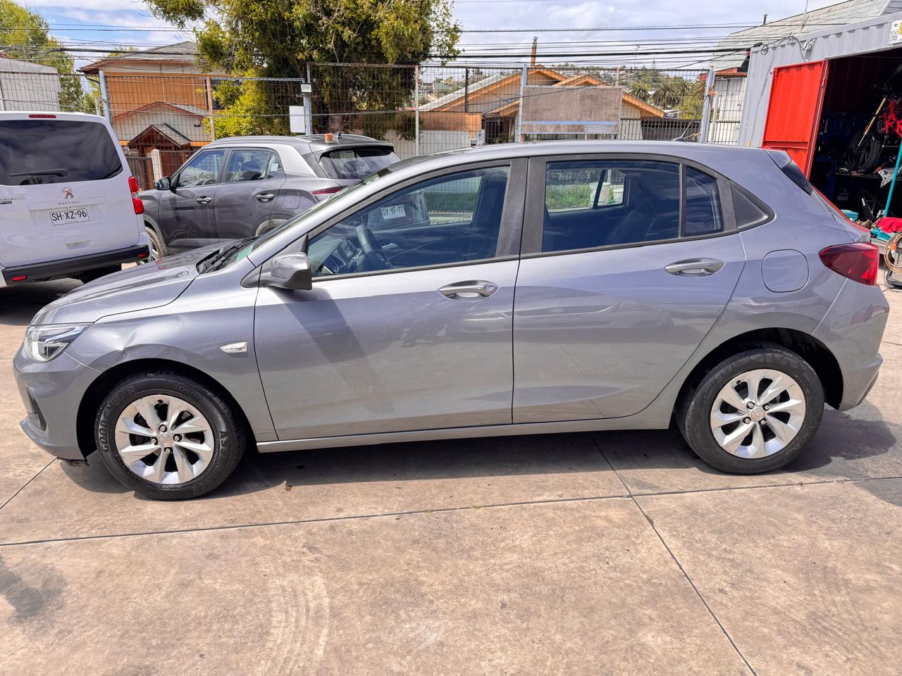 Chevrolet Onix — foto 4 de 14